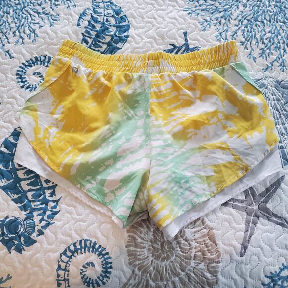Fabletics Latrice Short Yellow Green Tie Dye Print Shorts Womens Medium Athletic - Picture 6 of 16